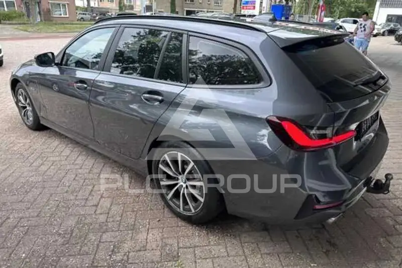 2022 BMW 330