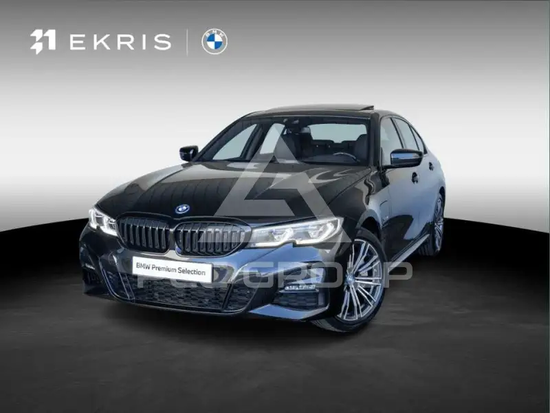2022 BMW 330