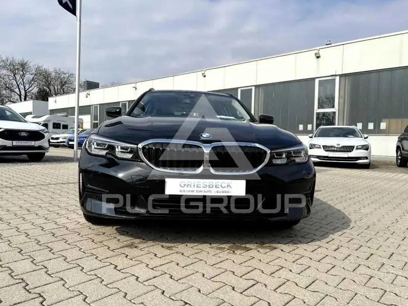 2022 BMW 330