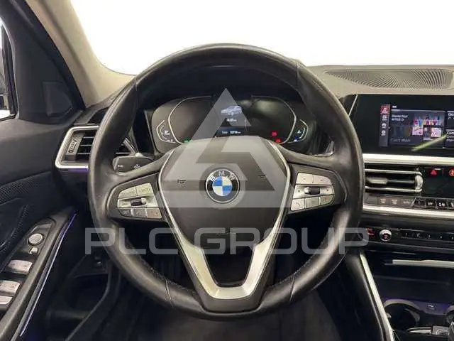 2022 BMW 330