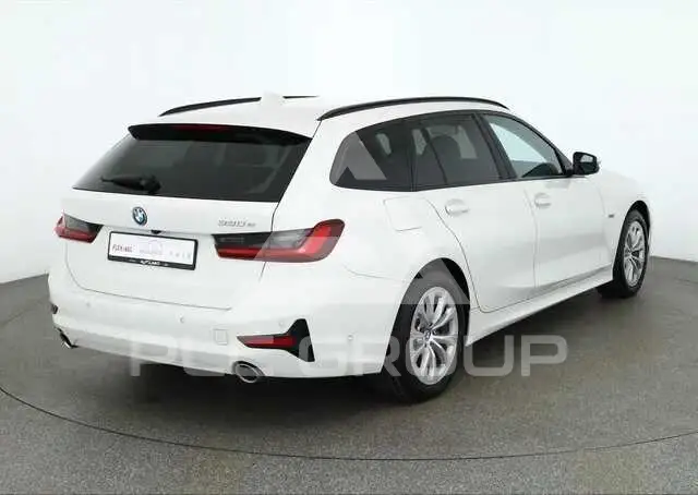 2022 BMW 330