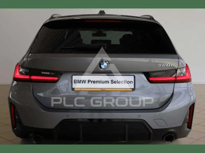 2022 BMW 330