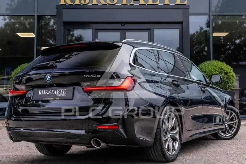 2022 BMW 330