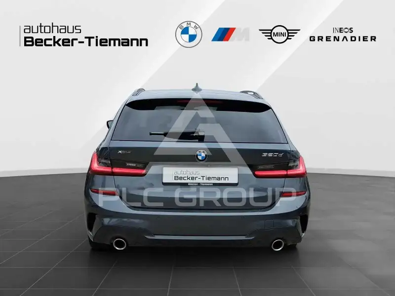 2022 BMW 330