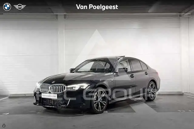 2022 BMW 330