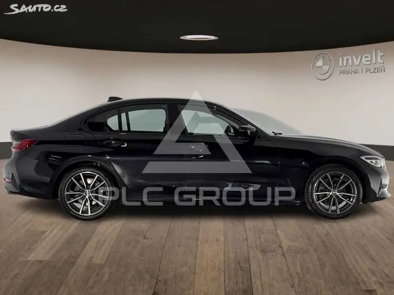 2022 BMW 330
