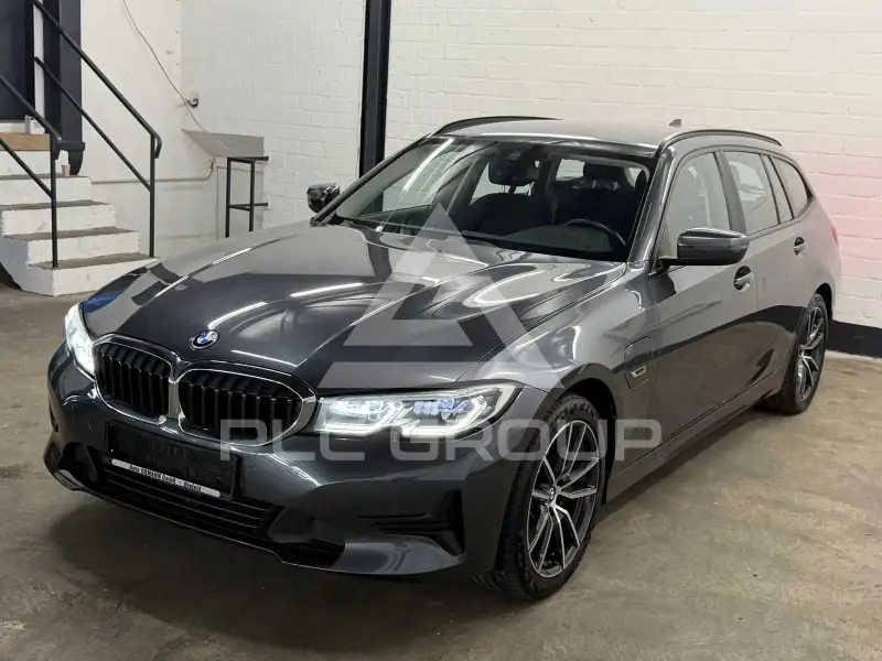 2022 BMW 330