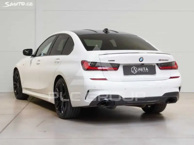 2022 BMW 330