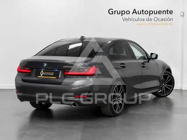 2022 BMW 330