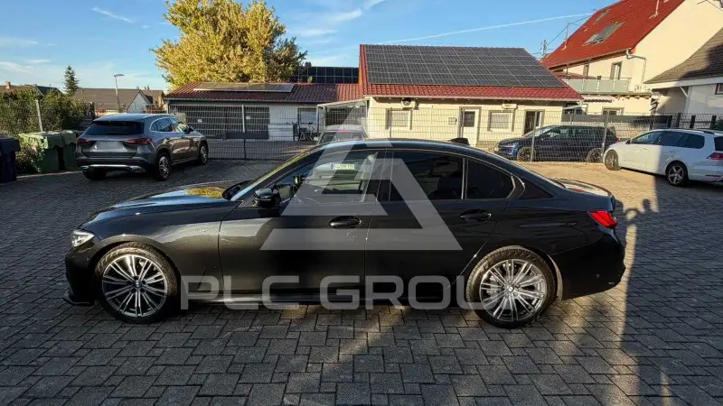 2022 BMW 330