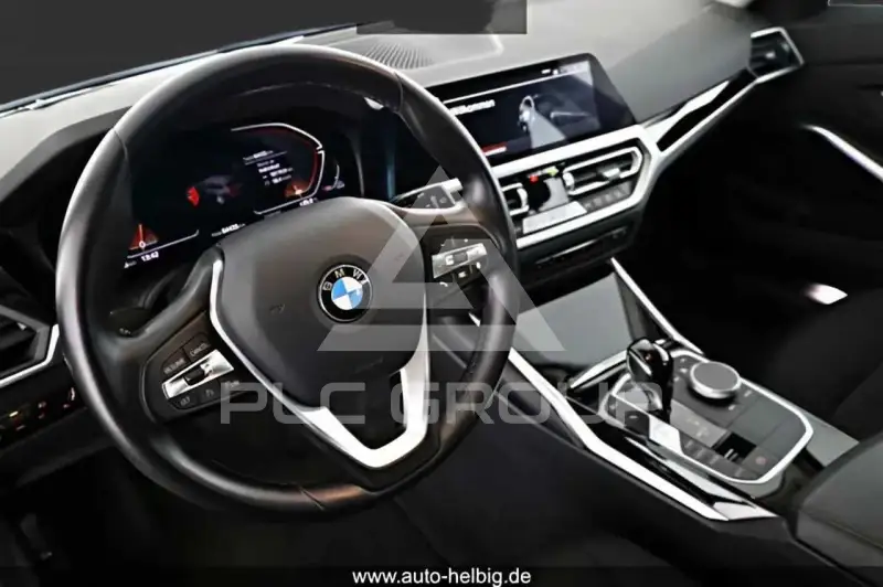 2022 BMW 330