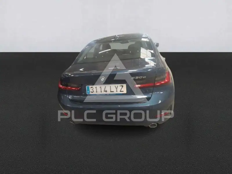2022 BMW 330