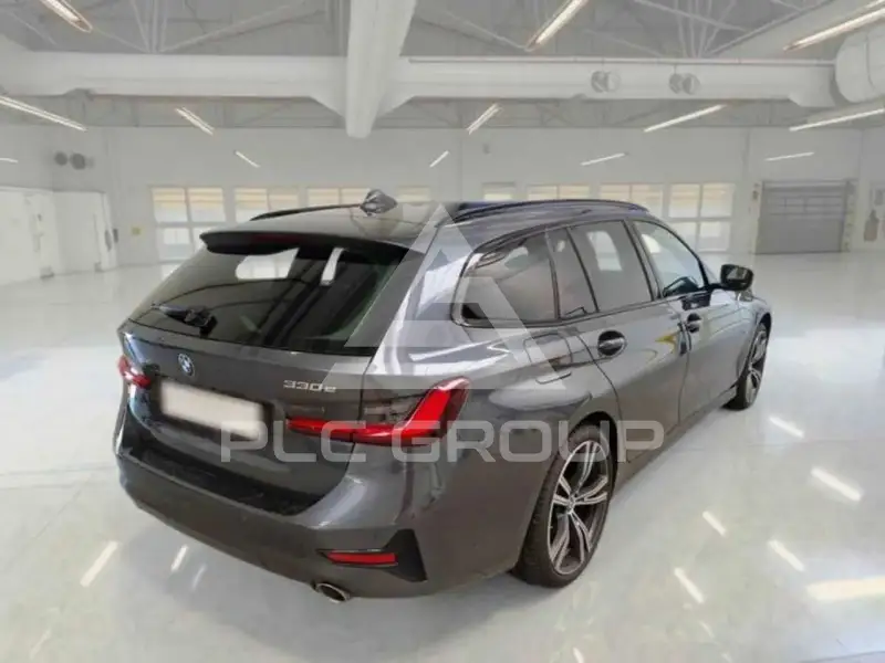 2022 BMW 330
