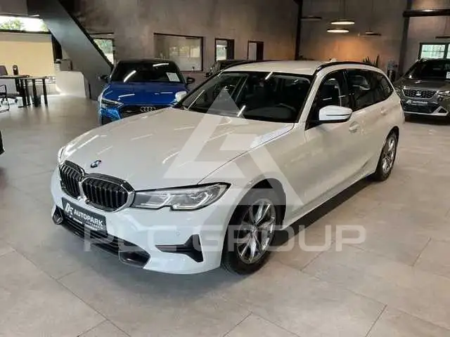 2022 BMW 330