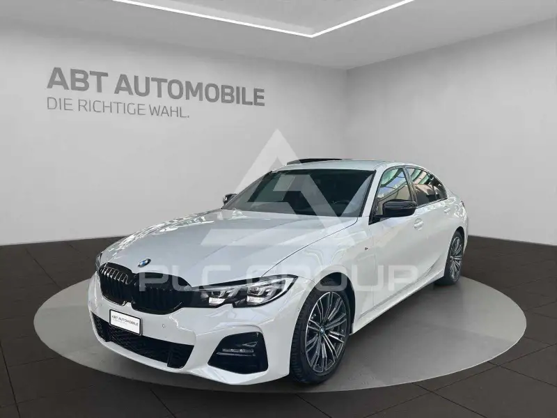 2022 BMW 330