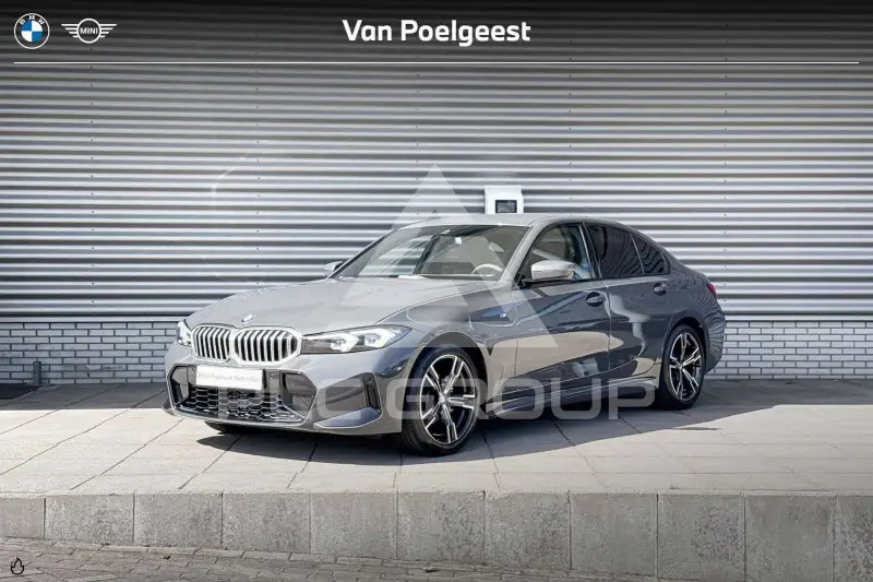 2022 BMW 330