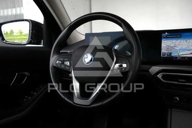 2022 BMW 330