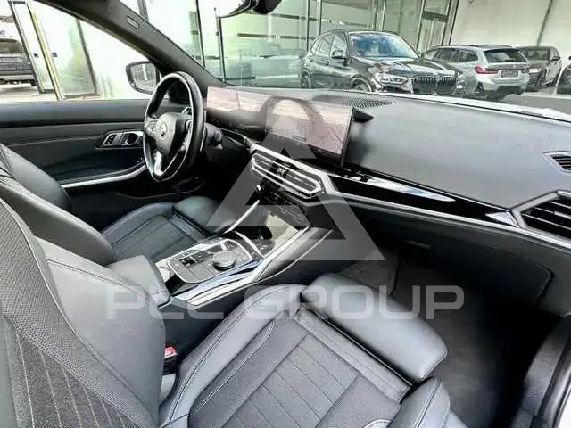 2022 BMW 330
