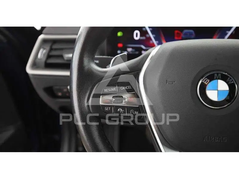 2022 BMW 330
