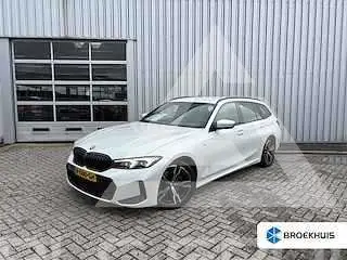 2022 BMW 330