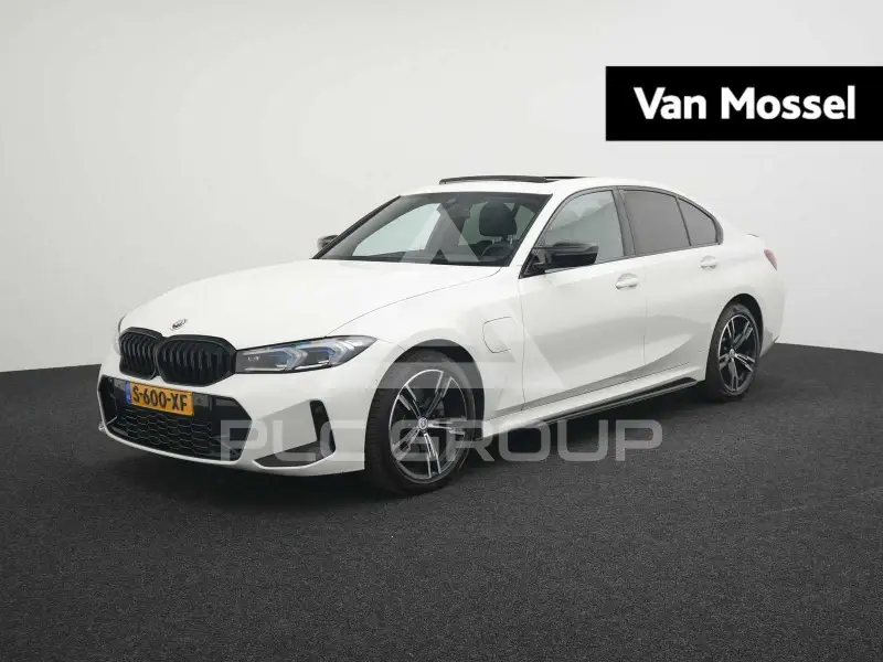 2022 BMW 330