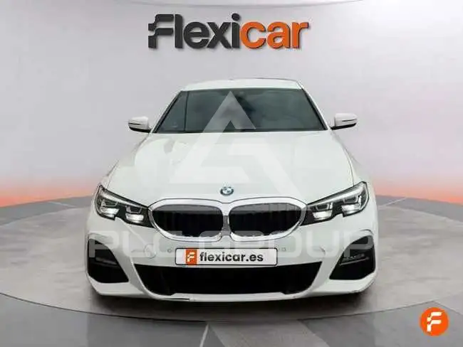 2022 BMW 330