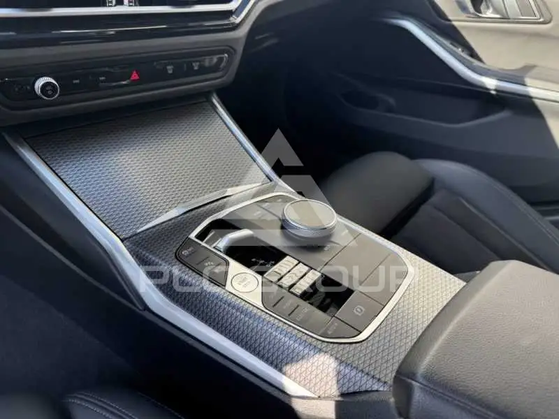 2022 BMW 330