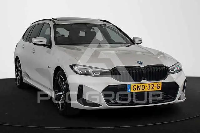 2022 BMW 330