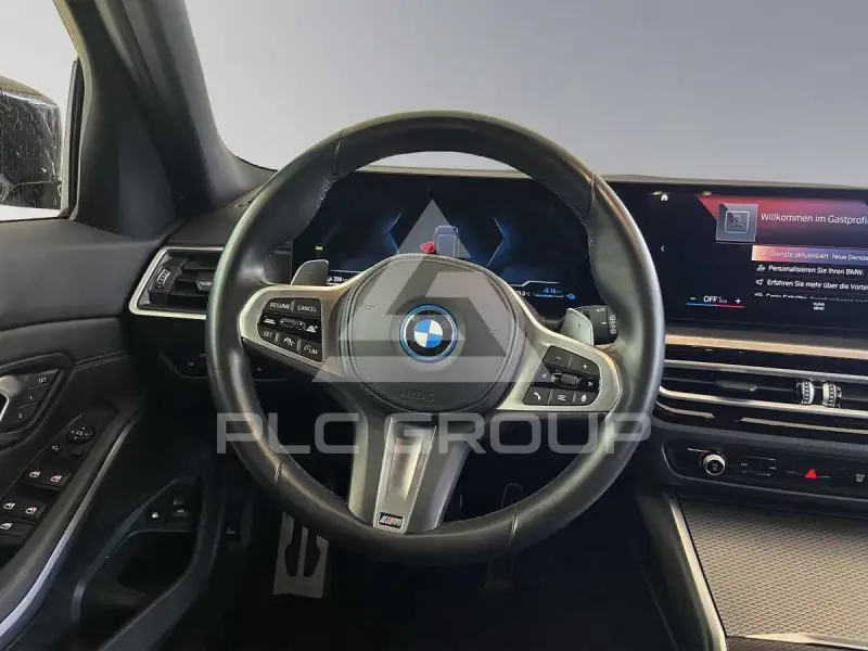 2022 BMW 330