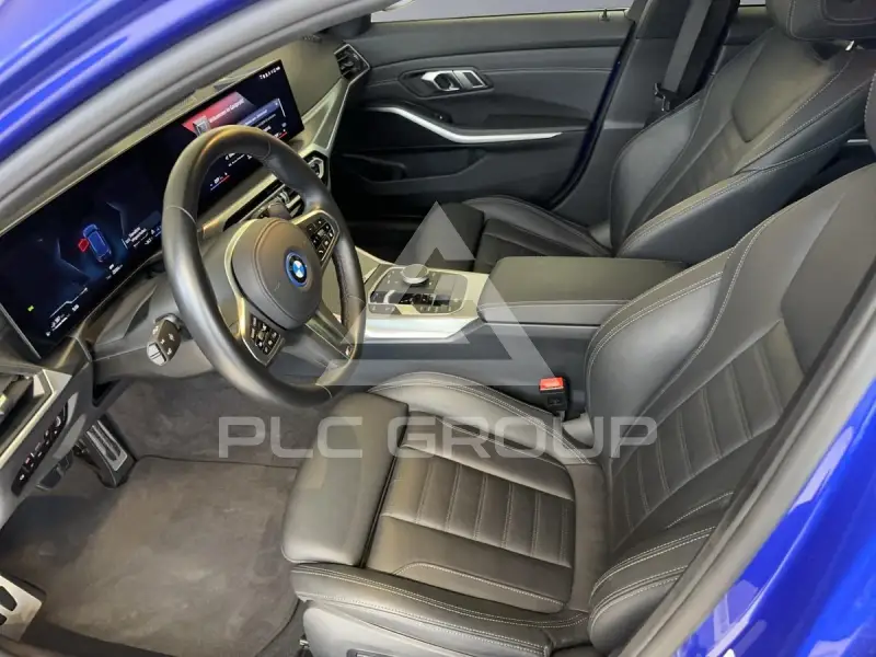 2022 BMW 330