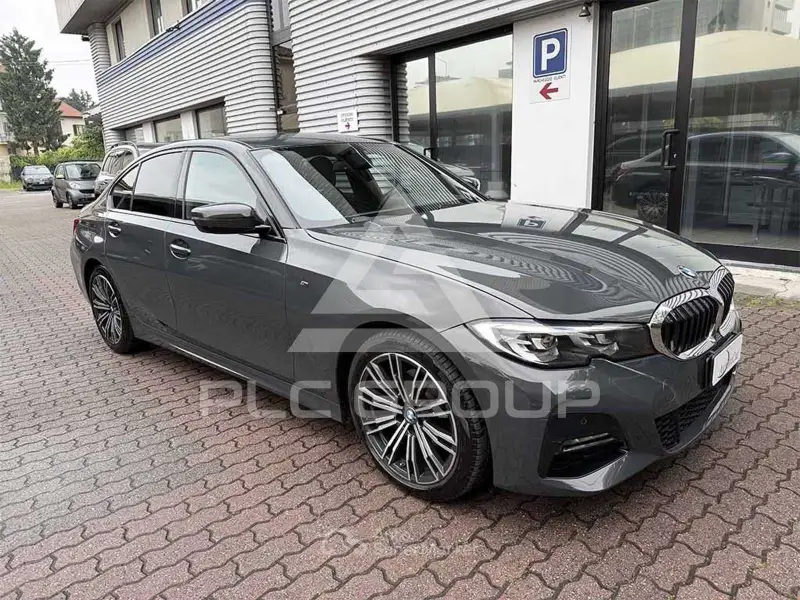 2022 BMW 330