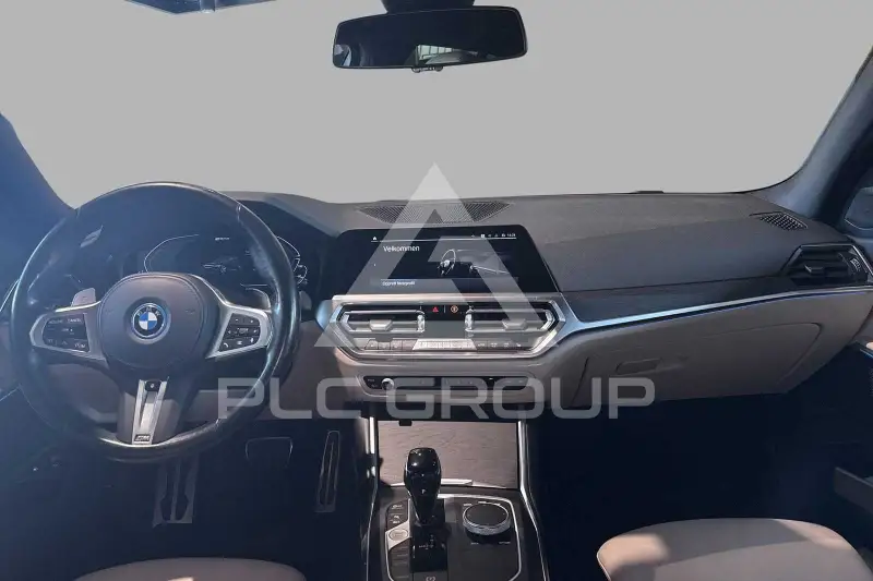 2022 BMW 330