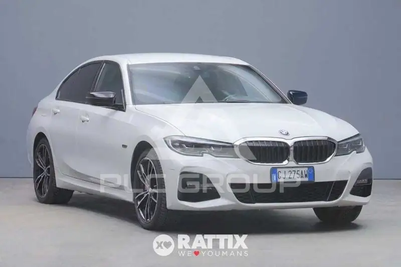 2022 BMW 330