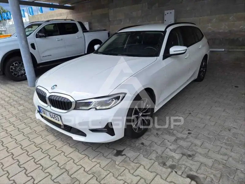 2022 BMW 330