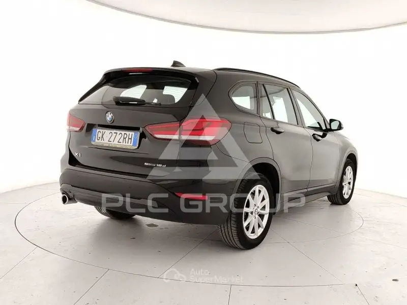 2022 BMW X1