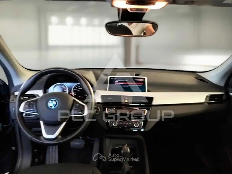 2022 BMW X1
