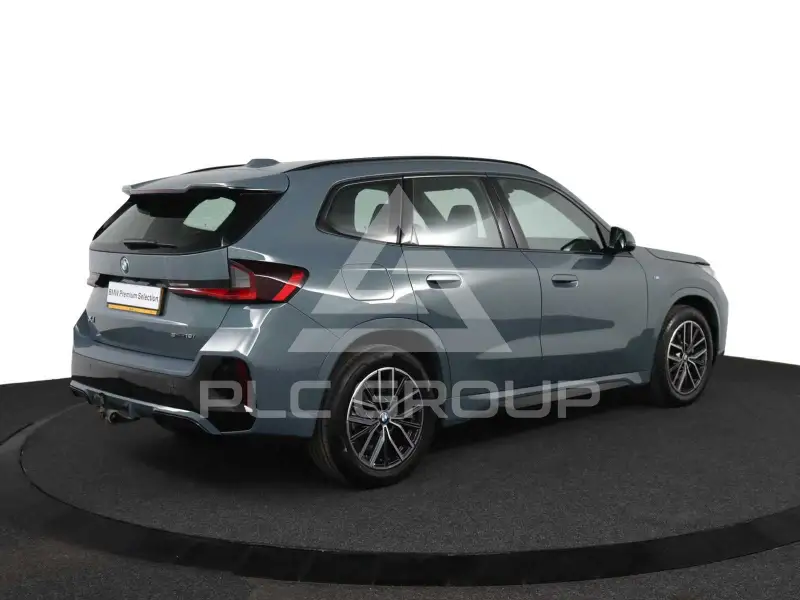 2022 BMW X1