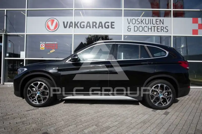 2022 BMW X1