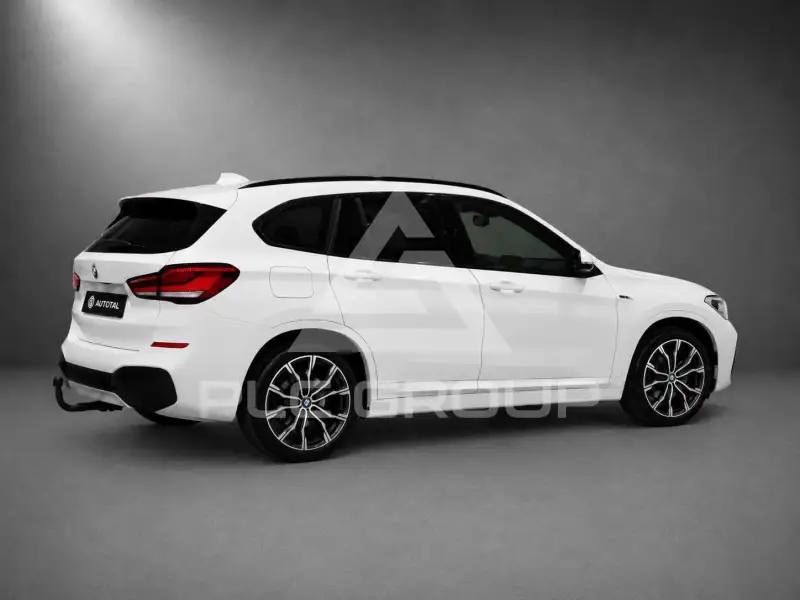 2022 BMW X1