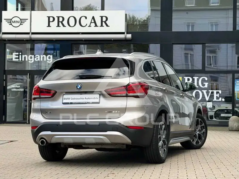 2022 BMW X1