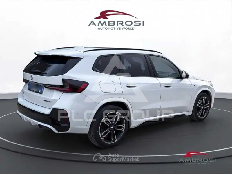 2022 BMW X1