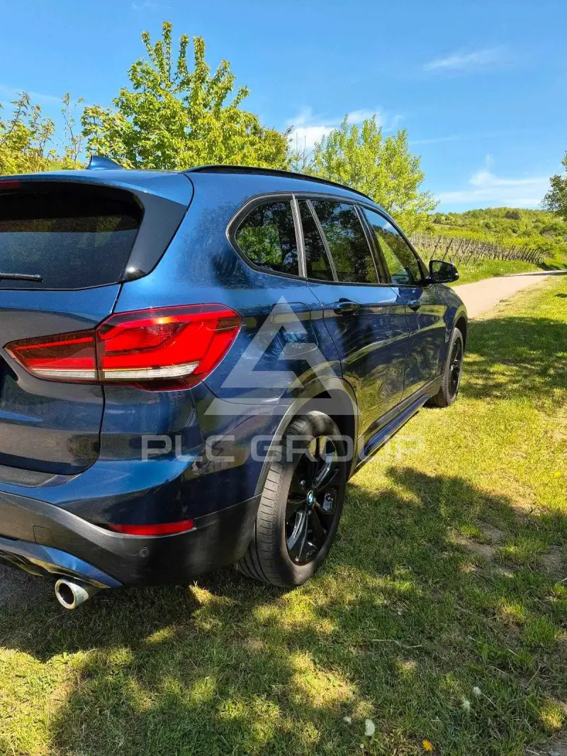 2022 BMW X1