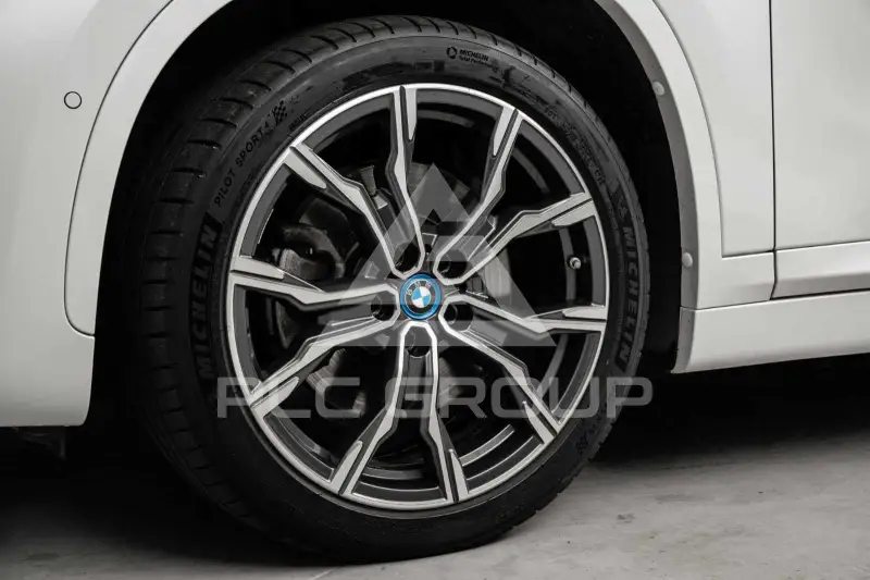2022 BMW X1
