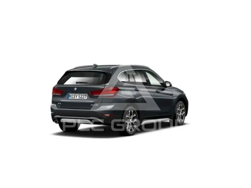 2022 BMW X1