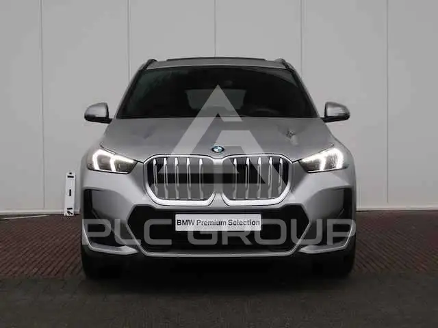 2022 BMW X1