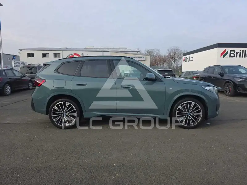 2022 BMW X1