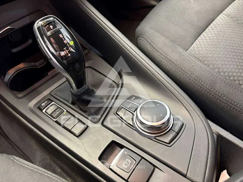 2022 BMW X1