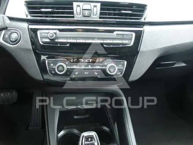2022 BMW X1