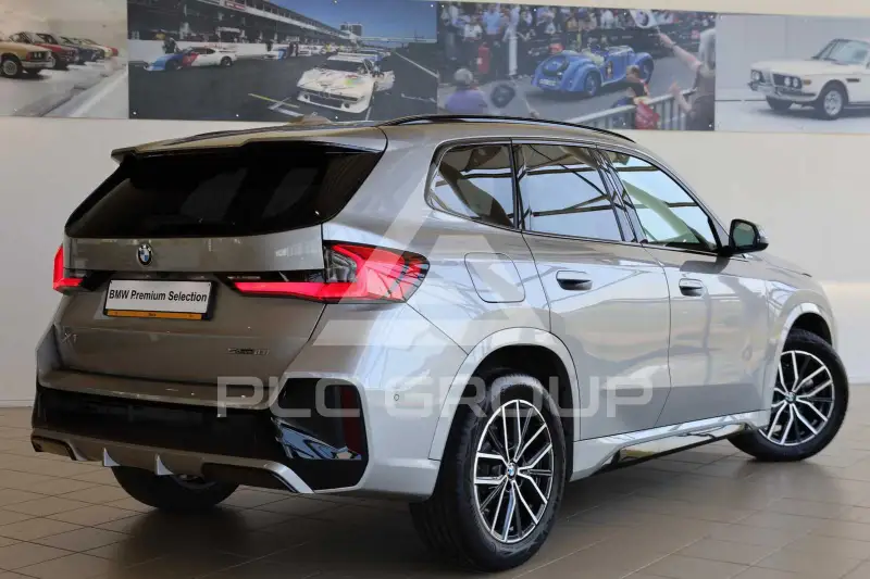 2022 BMW X1
