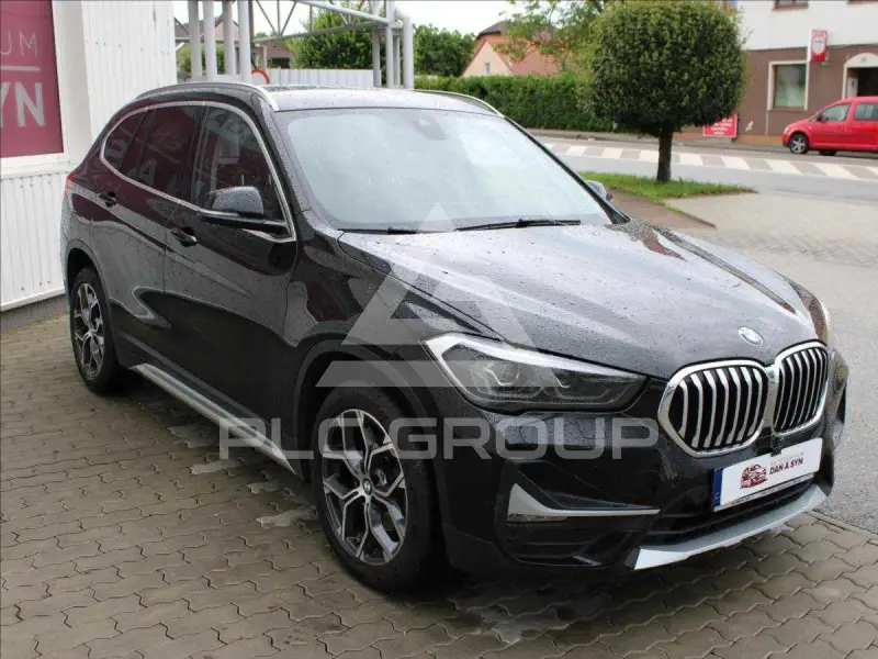 2022 BMW X1